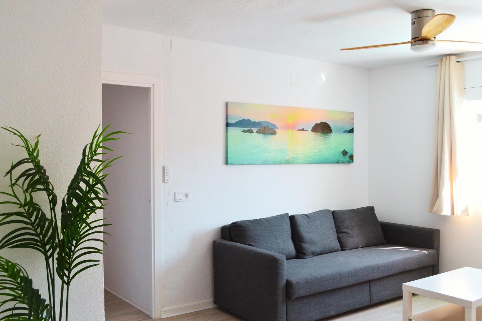 Apartamentos Cana Sofia Кала Лонга Екстериор снимка